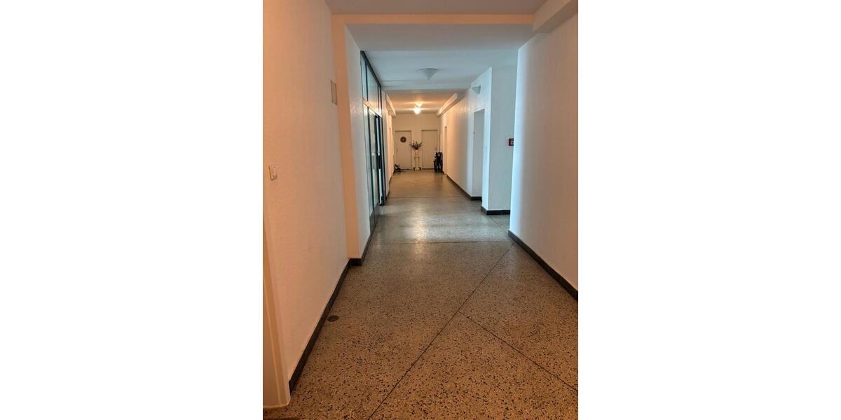 Etagenwohnung Hannover Herrenhausen-Stöcken - 2 Zimmer, 51 m&sup2;, 130.000&euro; | Angebot:26664869