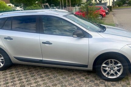 Renault Megane 178.000 km 2.499 &euro; Ronnenberg 30952
