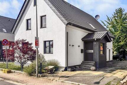 Haus Wunstorf Idensen - 7 Zimmer, 212 m&sup2;, 329.000&euro; | Angebot:25262752