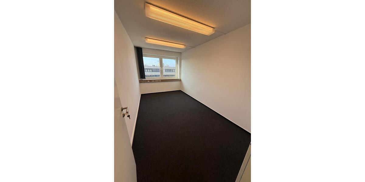 Gewerbeobjekt Lehrte - 850&euro; | Angebot:24585286