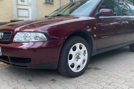 Audi A4 322.000 km 1.195 &euro; Hannover 30539