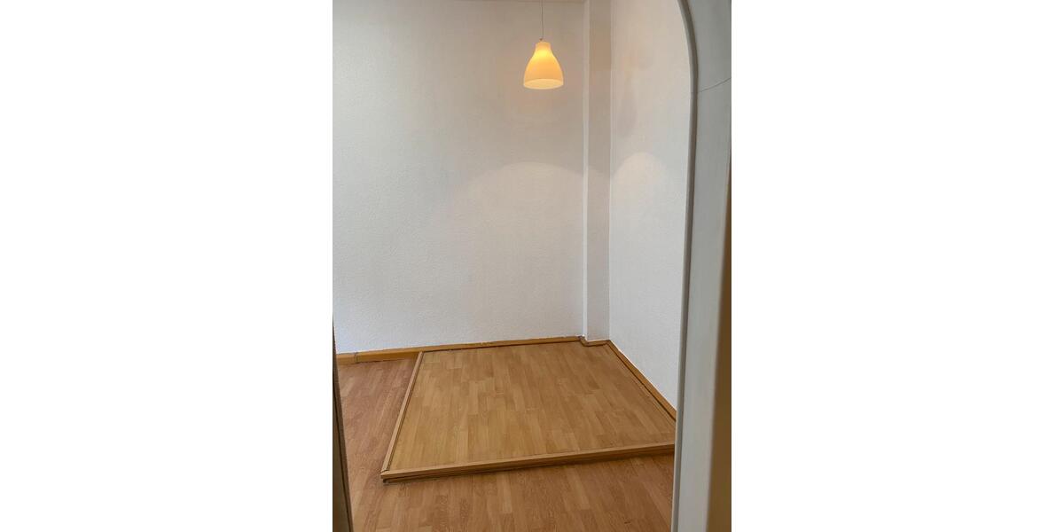 Erdgeschoßwohnung Hannover Vahrenwald-List - 1 Zimmer, 30 m&sup2;, 500&euro; | Angebot:26327295