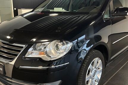 VW Touran 159.000 km 3.790 &euro; Hannover 30559