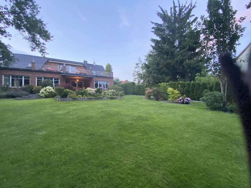 Haus zum Kaufen in Neustadt 1.650.000 € 270 m²