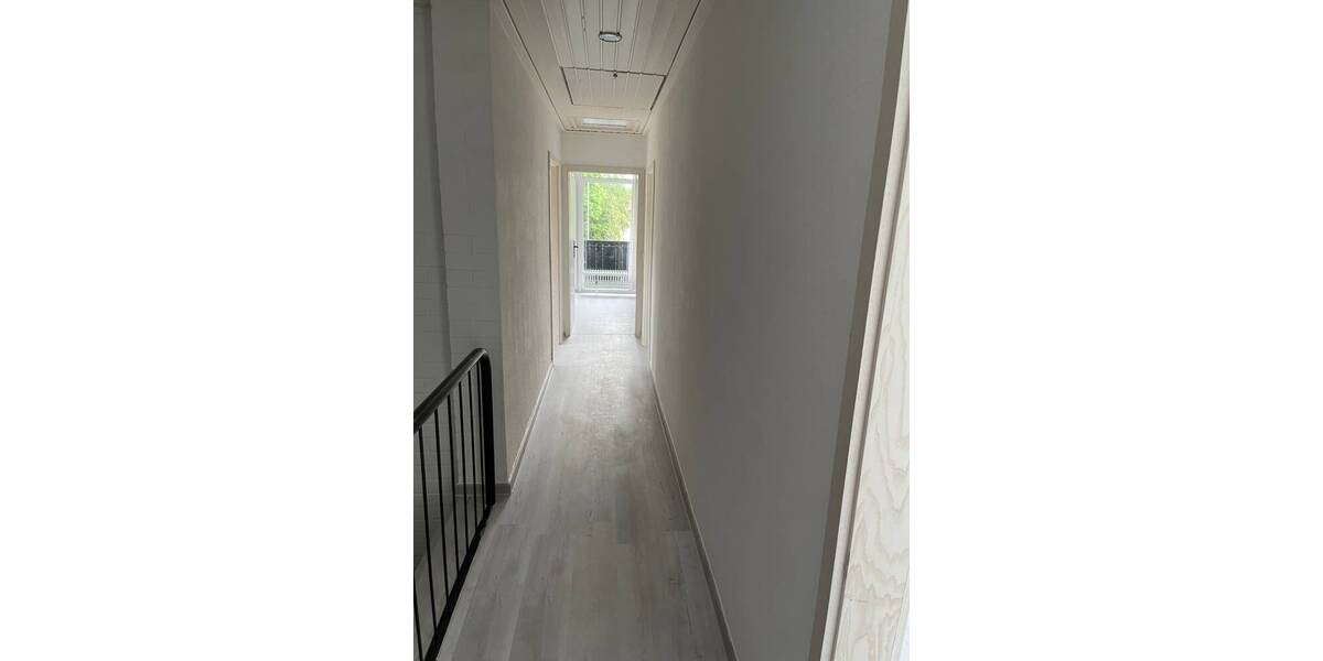 Großartiges Ein-Familie-Haus mit Einliegerwohnung in Schloß Ricklingen zu vermieten 5 zimmer