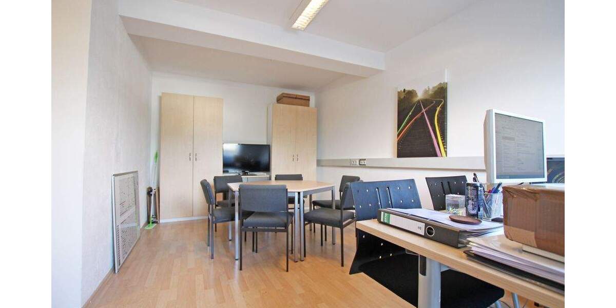 Gewerbeobjekt Hannover Vahrenheide - 1 Zimmer, 570 m&sup2;, 4.200&euro; | Angebot:25245498