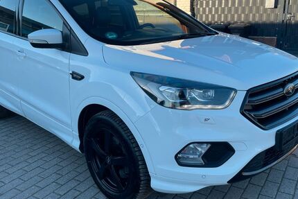 Ford Kuga 153.000 km 14.490 &euro; Neustadt am Rübenberge bei Hannover 31535