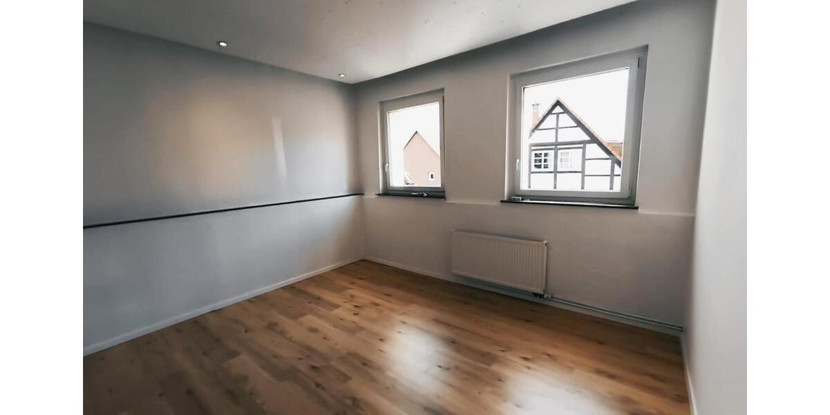 Etagenwohnung Bad Münder am Deister - 4.5 Zimmer, 128 m&sup2;, 920&euro; | Angebot:27605254