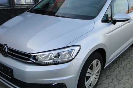 VW Touran 215.664 km 11.900 &euro; Hildesheim 31137
