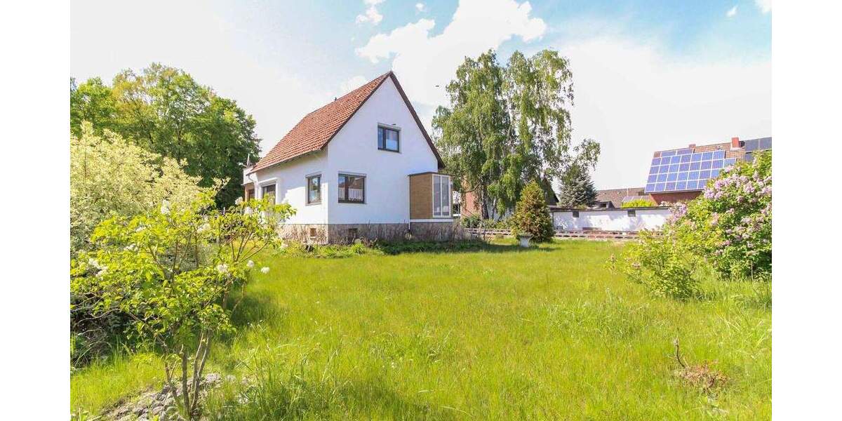 Ideal für Familien: Solides Einfamilienhaus mit riesigem Garten in Misburg-Nord 6 zimmer