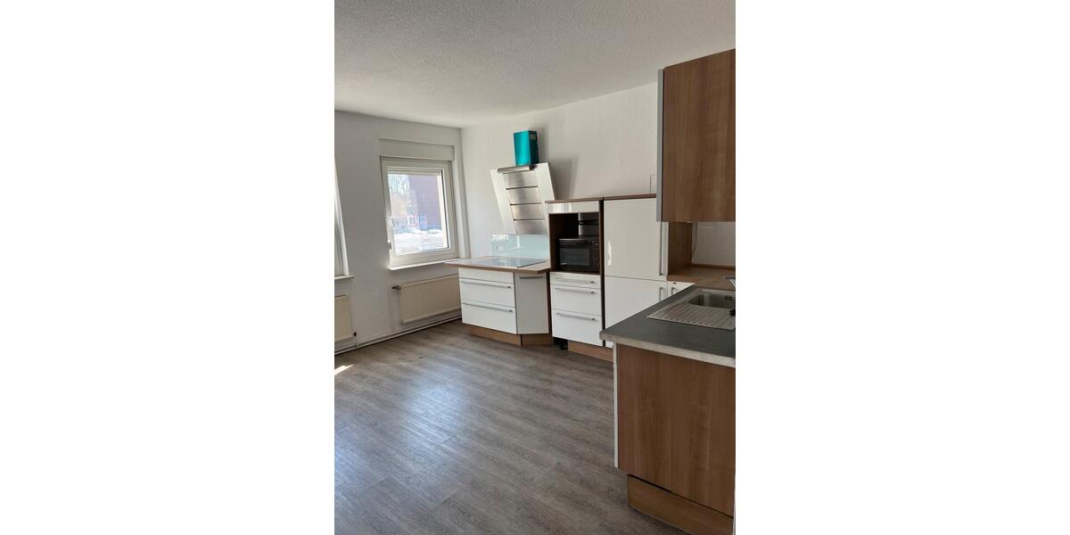 Etagenwohnung Hildesheim Himmelsthür - 3 Zimmer, 97 m&sup2;, 900&euro; | Angebot:26312279