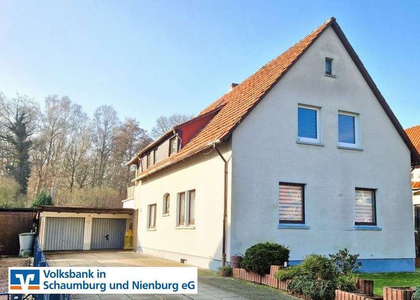 Haus zum Kaufen in Hagenburg 225.000 € 274 m²