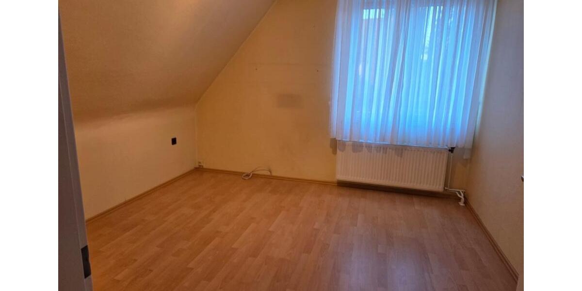 Einfamilienhaus Garbsen Berenbostel - 7 Zimmer, 120 m&sup2;, 460.000&euro; | Angebot:25601711