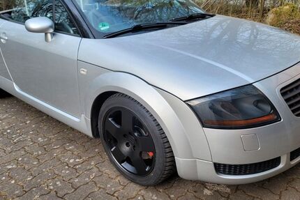Audi TT 183.412 km 4.499 € Bad Müber am Deister 31848