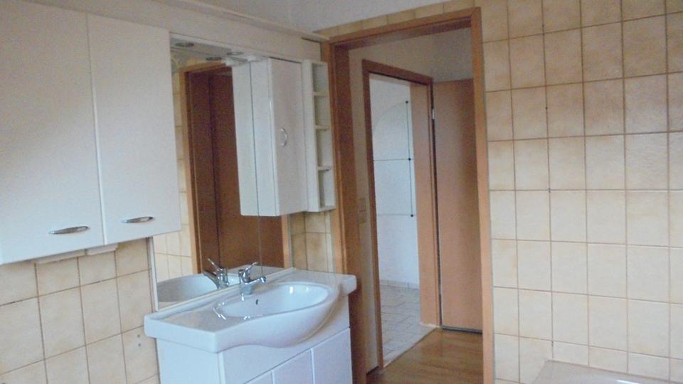 Dachgeschoßwohnung Lehrte - 3.5 Zimmer, 81 m&sup2;, 165.000&euro; | Angebot:26491985