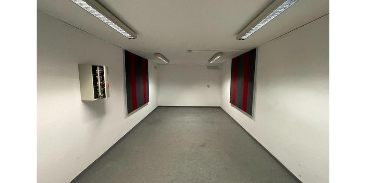 Premium-Bürofläche (614 m²) | Ehemalige Bank | Barrierefrei | zimmer