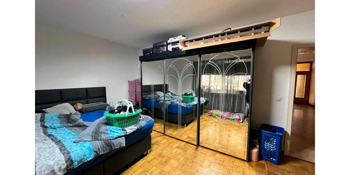 Erdgeschoßwohnung Barsinghausen - 5 Zimmer, 180 m&sup2;, 1.350&euro; | Angebot:23902841