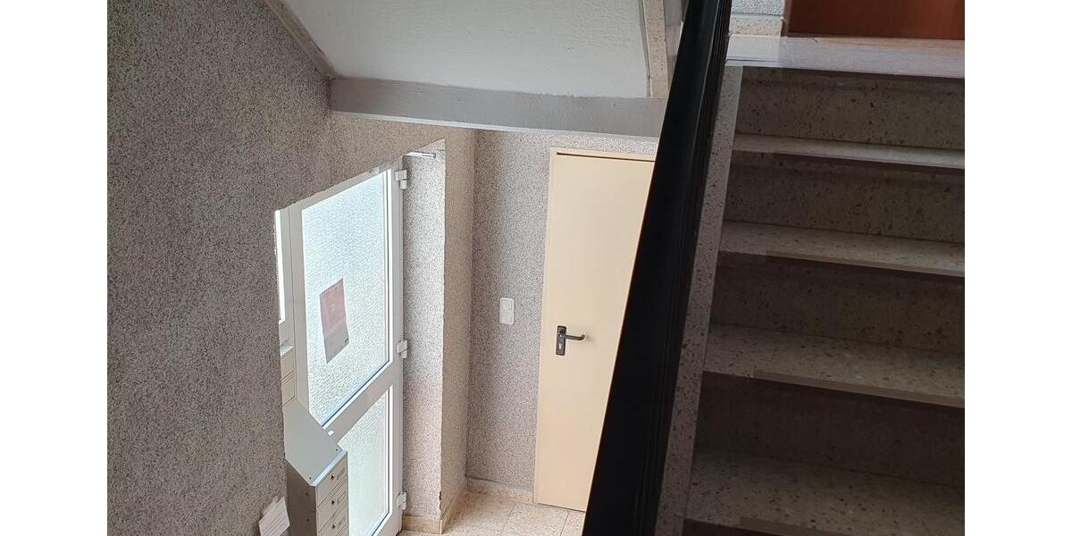 Etagenwohnung Seelze - 3 Zimmer, 91 m&sup2;, 250.000&euro; | Angebot:26901907