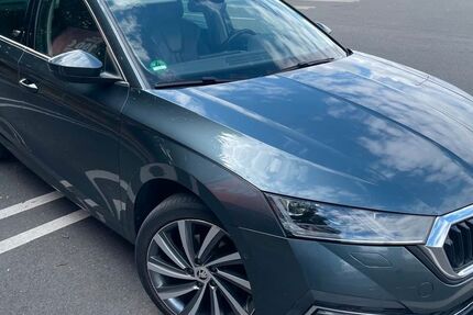Skoda Octavia 198.000 km 14.200 &euro; Hannover 30625