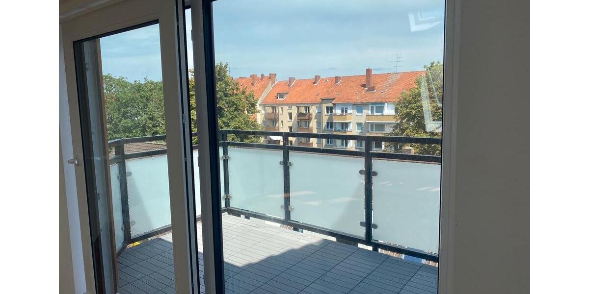Dachgeschoßwohnung Hannover Vahrenwald-List - 7 Zimmer, 105 m&sup2;, 1.800&euro; | Angebot:27630855