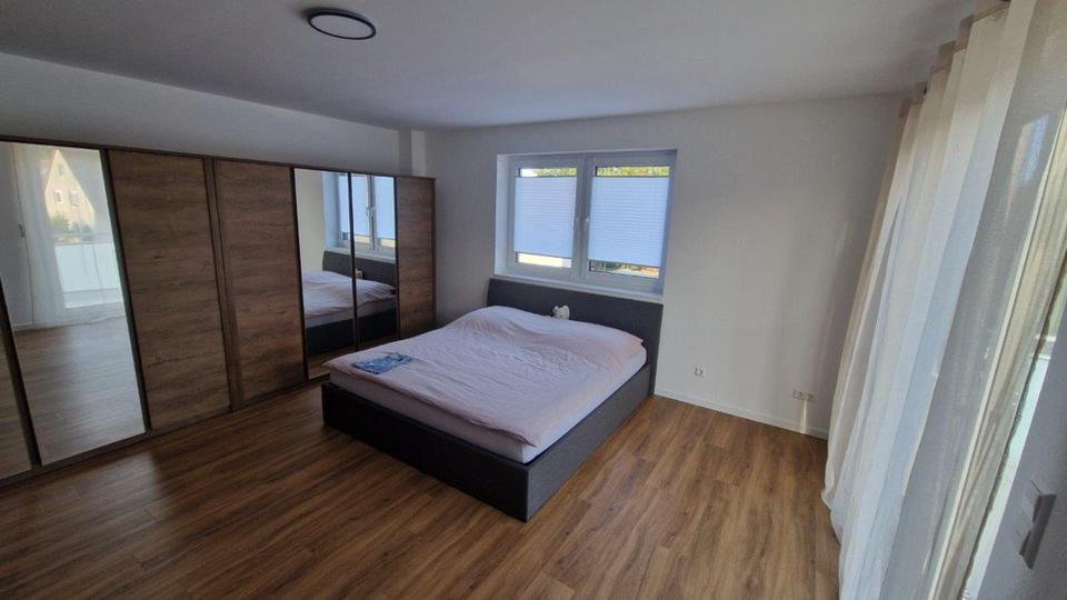 helle,stilvolle 2-Zimmer-Wohnung,inkl.EBK,Wärmepumpe&PV-Anlage zimmer