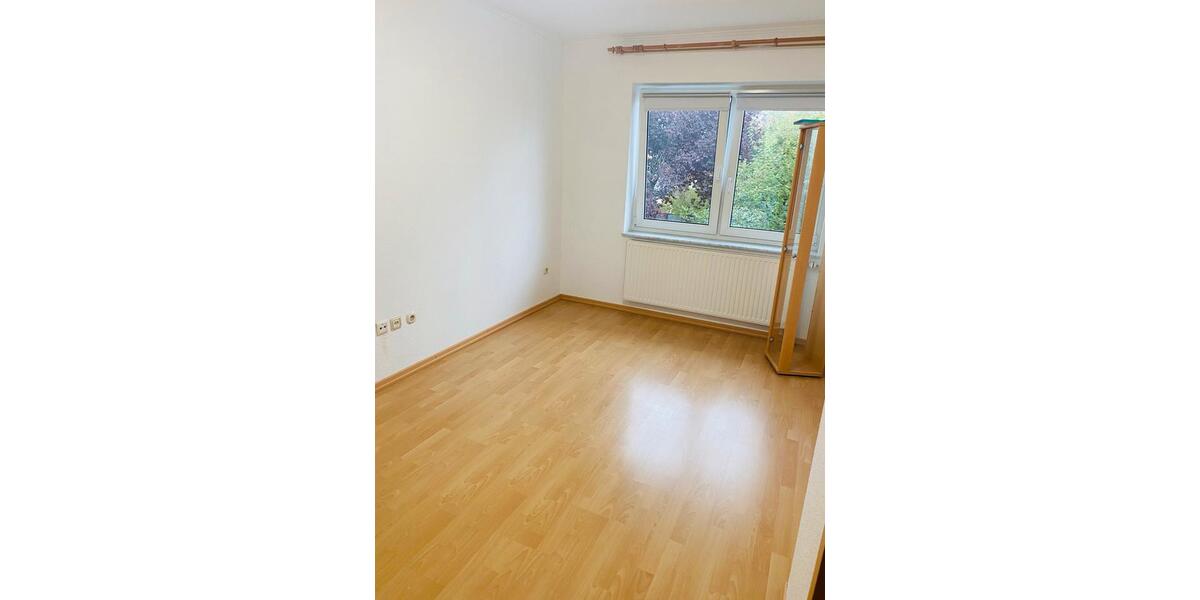 Reihenhaus Laatzen - 5 Zimmer, 126 m&sup2;, 450.000&euro; | Angebot:26006121