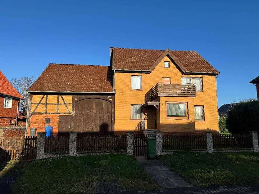 Haus zum Kaufen in Schellerten 230.000 € 179 m²