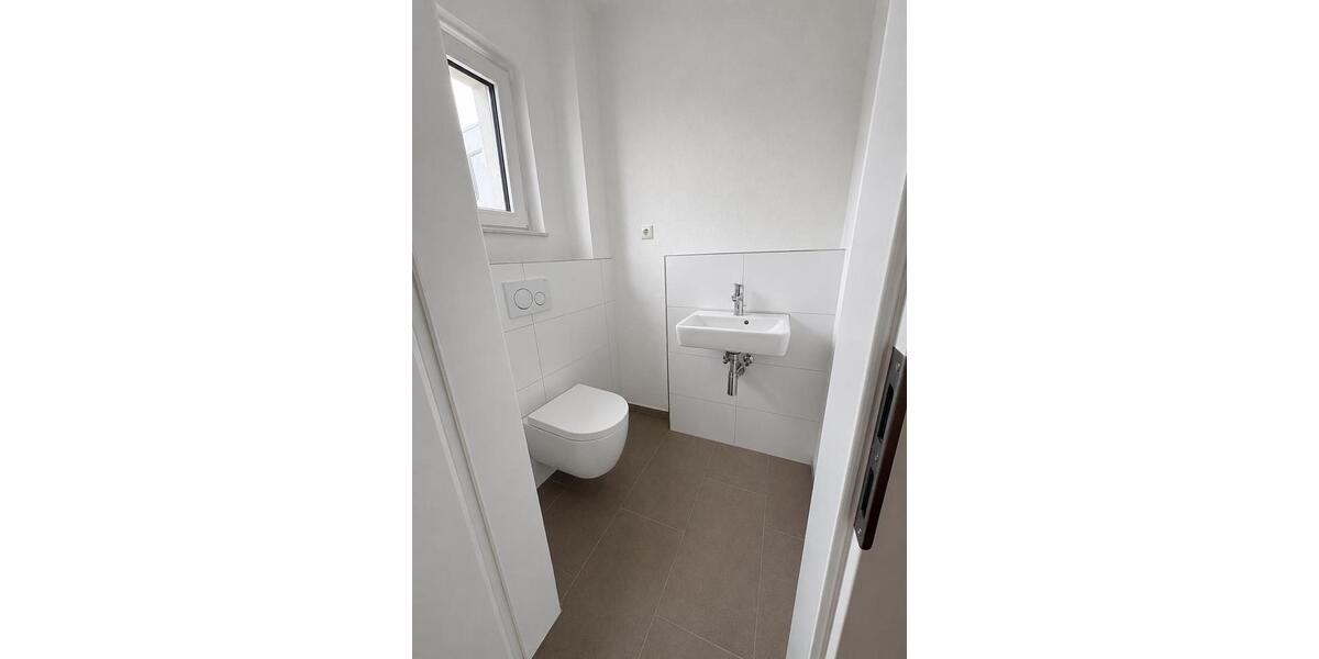 Reihenhaus Lehrte - 5 Zimmer, 145 m&sup2;, 1.800&euro; | Angebot:27607067