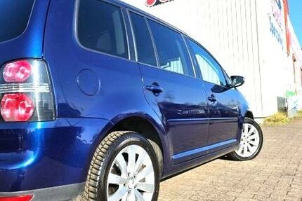 VW Touran 209.000 km 3.450 € Garbsen/ Hannover 30827