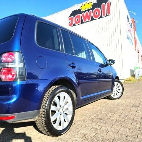 VW Touran 209.000 km 3.450 € Garbsen/ Hannover 30827