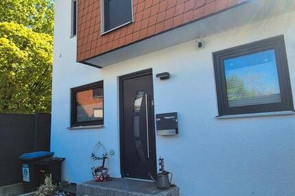 Haus Laatzen - 4 Zimmer, 102 m&sup2;, 460.000&euro; | Angebot:26313772