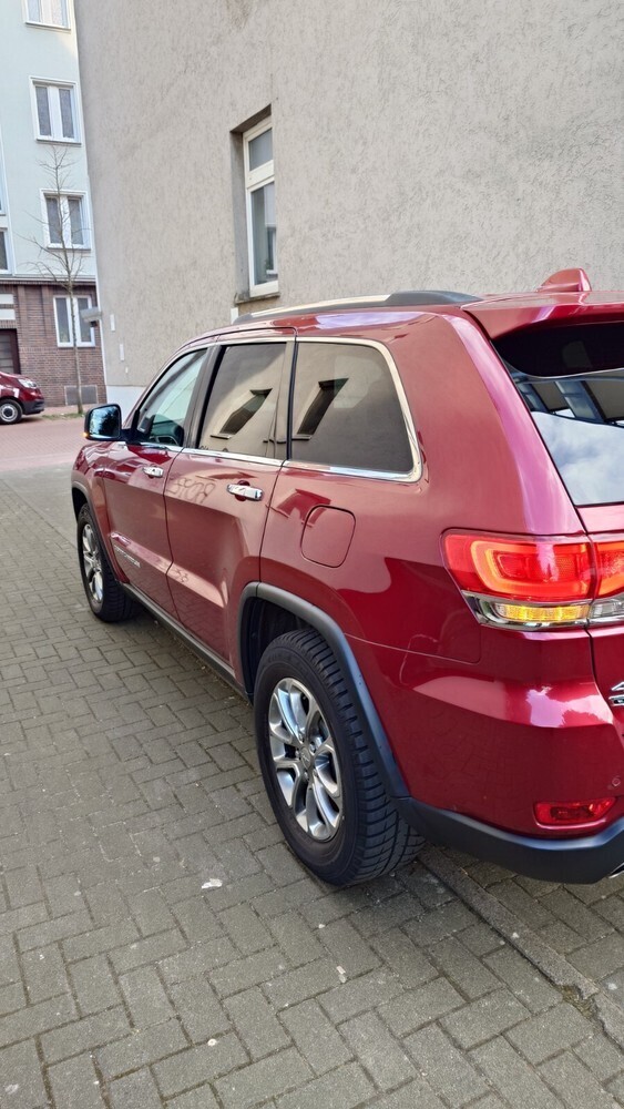 Grand Cherokee