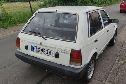 Daihatsu Charade 114.000 km 3.500 &euro; Laatzen 30880