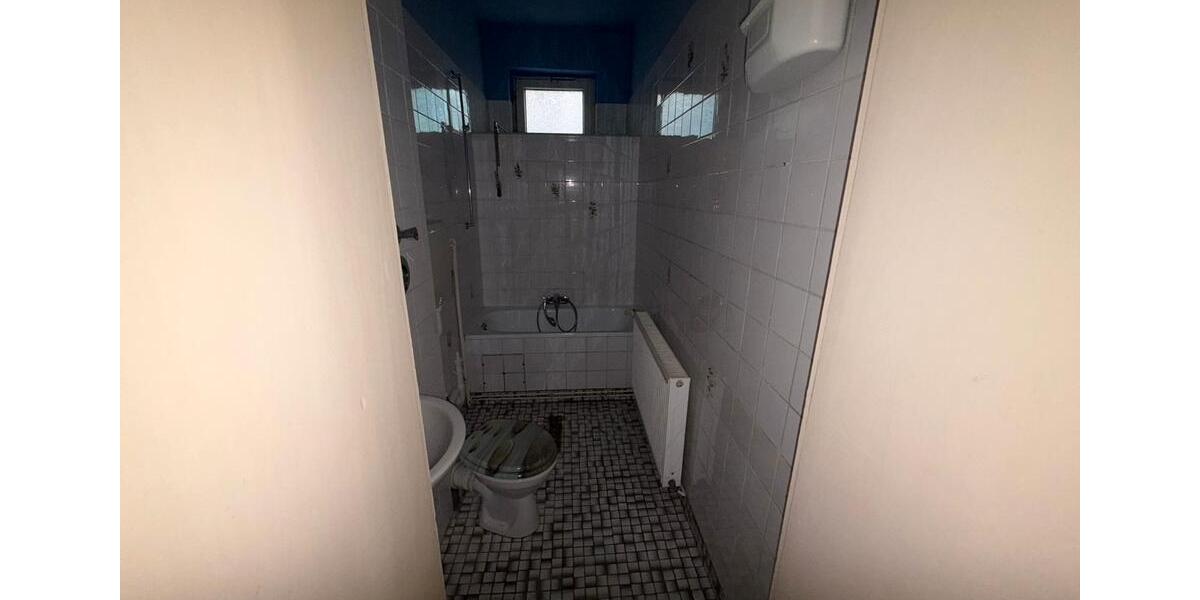 Hochparterre Hannover Linden-Limmer - 4 Zimmer, 81 m&sup2;, 310.000&euro; | Angebot:27192023