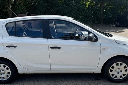 Hyundai i20 255.500 km 2.700 &euro; Hannover 30163