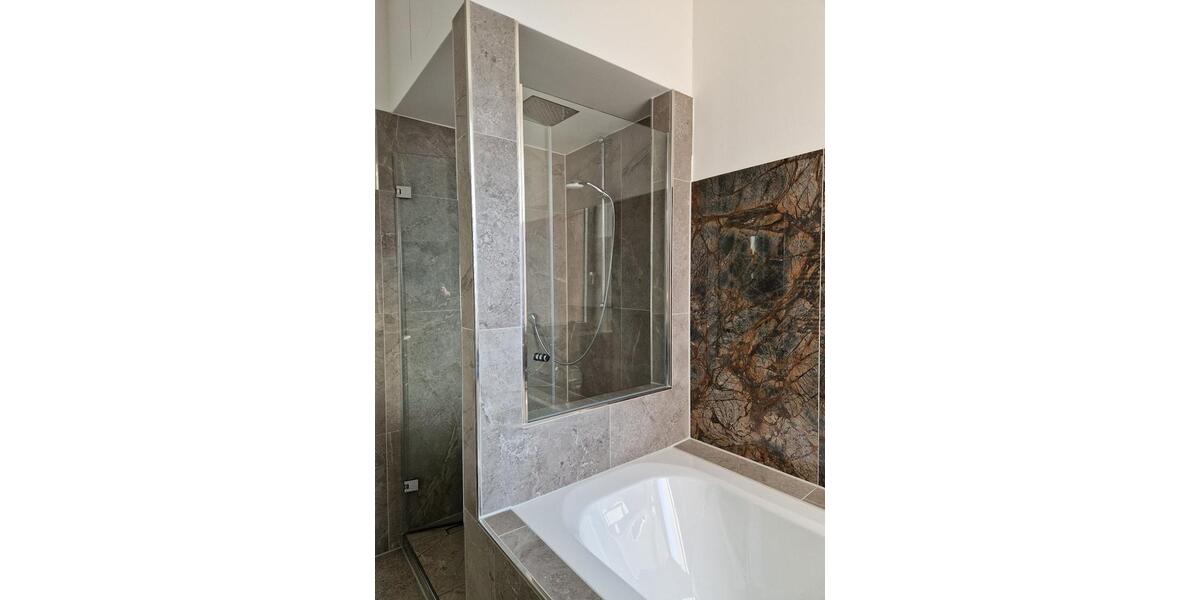 Erdgeschoßwohnung Sehnde - 4 Zimmer, 120 m&sup2;, 1.560&euro; | Angebot:26326373