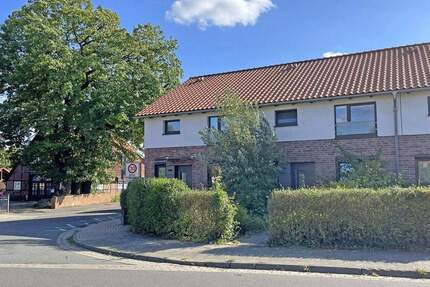 Langenhagen-Godshorn - angenehm Leben in gesuchter Lage - junges RMH mit 4 Zimmern, kl. Garten & Carport 4 zimmer