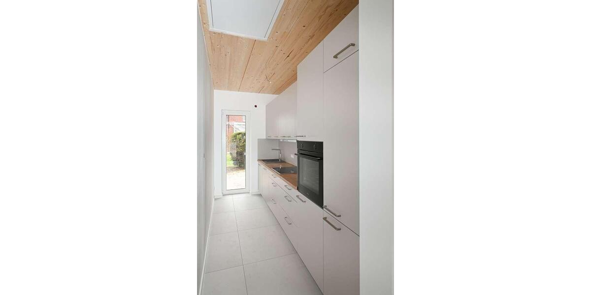 Einfamilienhaus Burgwedel - 6 Zimmer, 201 m&sup2;, 2.600&euro; | Angebot:25572085