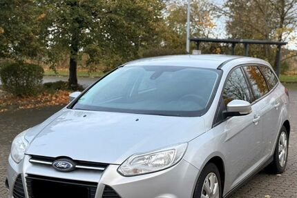 Ford Focus 329.383 km 2.290 &euro; Neustadt 31535