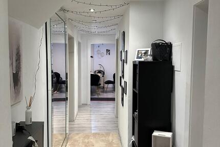 Wohnung Giesen - 4 Zimmer, 105 m&sup2;, 1.010&euro; | Angebot:25274407