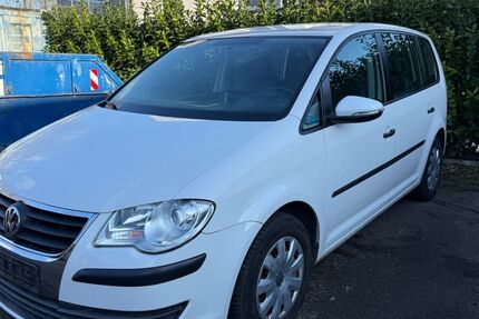 VW Touran 205.000 km 4.850 &euro; Burgdorf 31303