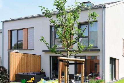 Haus zum Mieten in Hannover 1.881,75 € 125.45 m² 4 zimmer