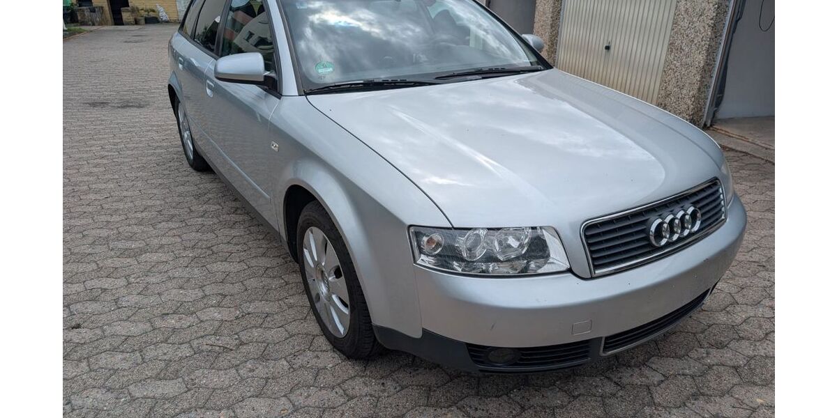 Audi A4 213.000 km 1.099 &euro; Langenhagen 30855