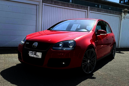 VW Golf 141.000 km 5.900 &euro; Hannover 30627