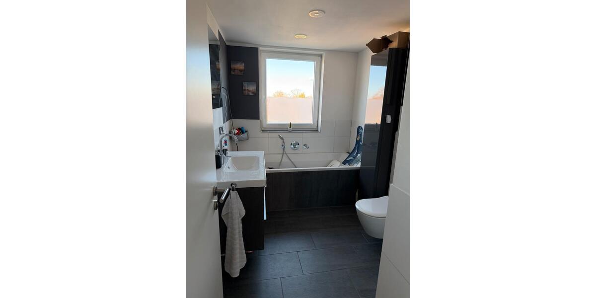 Maisonettenwohnung Langenhagen Engelbostel - 4 Zimmer, 135 m&sup2;, 1.990&euro; | Angebot:25861478