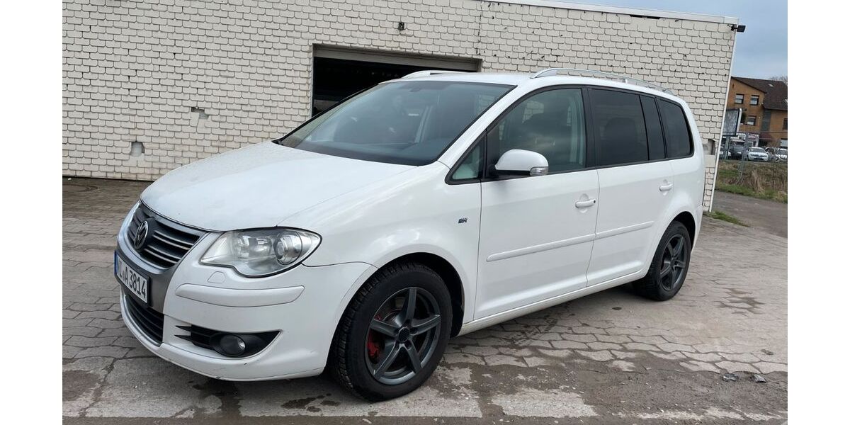 VW Touran 196.000 km 3.900 € Neustadt am Rübenberge bei Hannover 31535