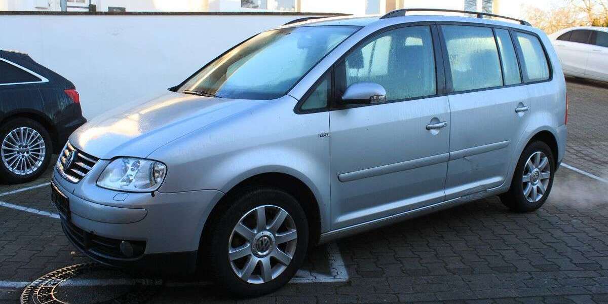 VW Touran 178.000 km 1.950 &euro; Burgwedel 30938