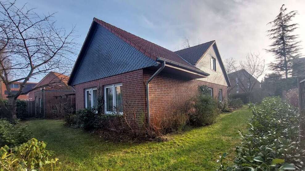Haus zum Kaufen in Neustadt am Rübenberge 299.900 € 121.35 m²