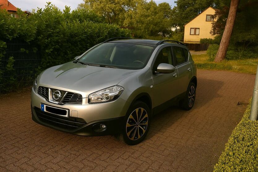 Nissan Qashqai 75.000 km 8.400 € Wedemark 30900