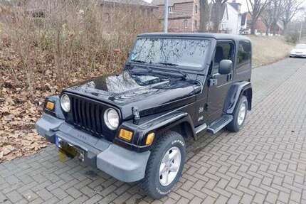 Jeep Wrangler 75.519 km 29.000 &euro; Harsum 31177